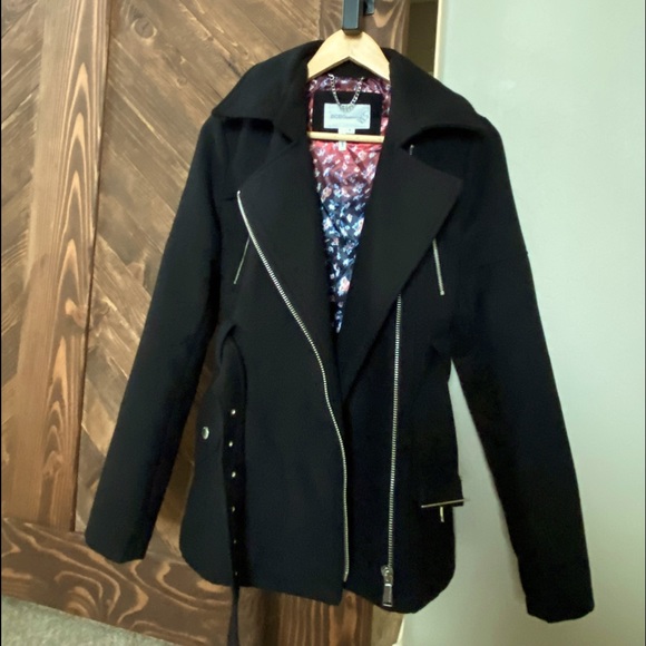 BCBG coat - Picture 1 of 7